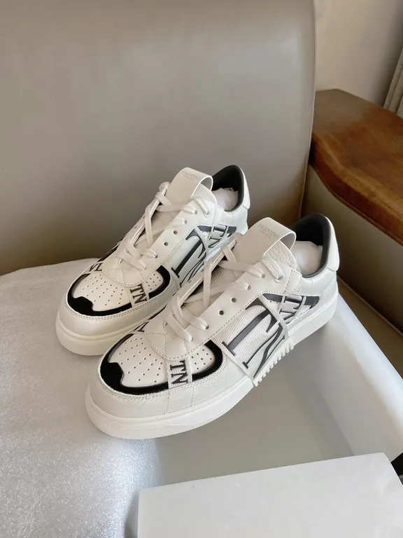 Valentino Shoe 